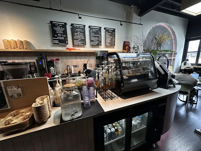 Elm Roastery Picture 4