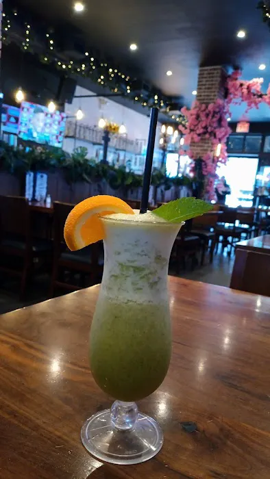 Leo’s Restaurant & Sports Bar Picture 9