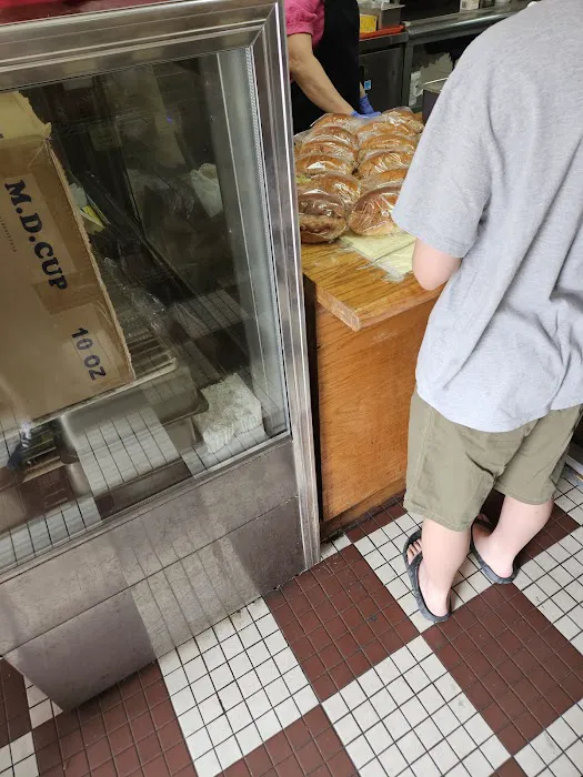 Max Bakery & Restaurant Picture 2