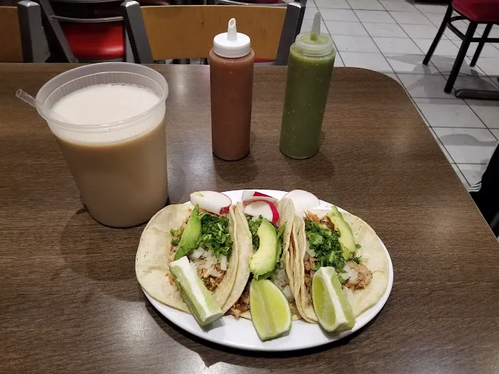 Tia Julia Comida Tipica Mexicana Picture 4