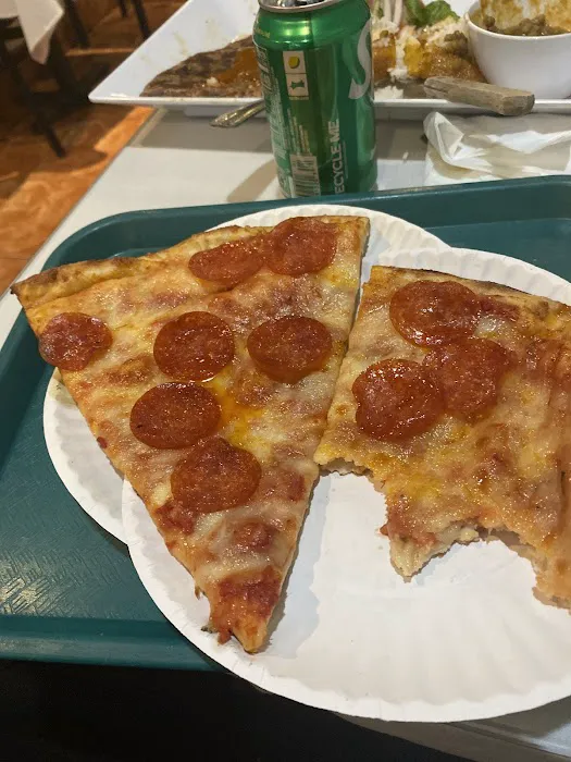 La Pequena Taste of Italy Pizzeria & Restaurant Picture 2