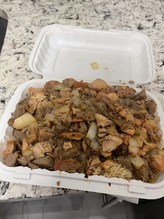 NYC HALAL FOOD CART Picture 4