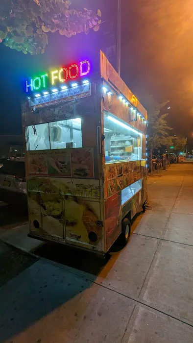 NYC HALAL FOOD CART Picture 5