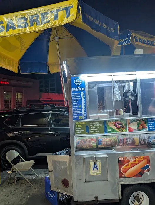NYC HALAL FOOD CART Picture 2