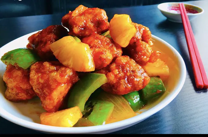 Q Town Asian Cuisine Inc. Picture 8