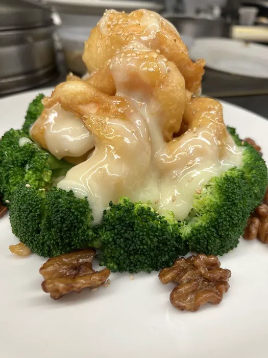 Q Town Asian Cuisine Inc. Picture 9