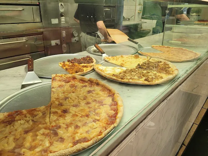 Joey's Pizza Picture 1