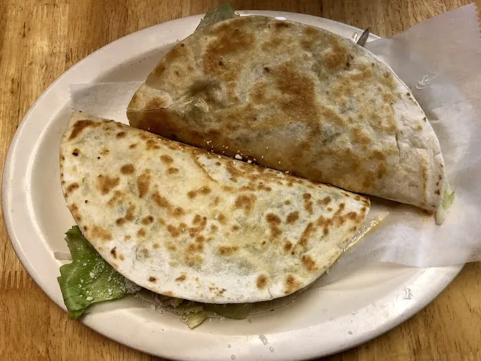 Maspeth Pizzería Picture 9