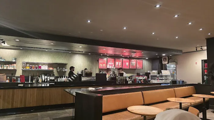 Starbucks Picture 6