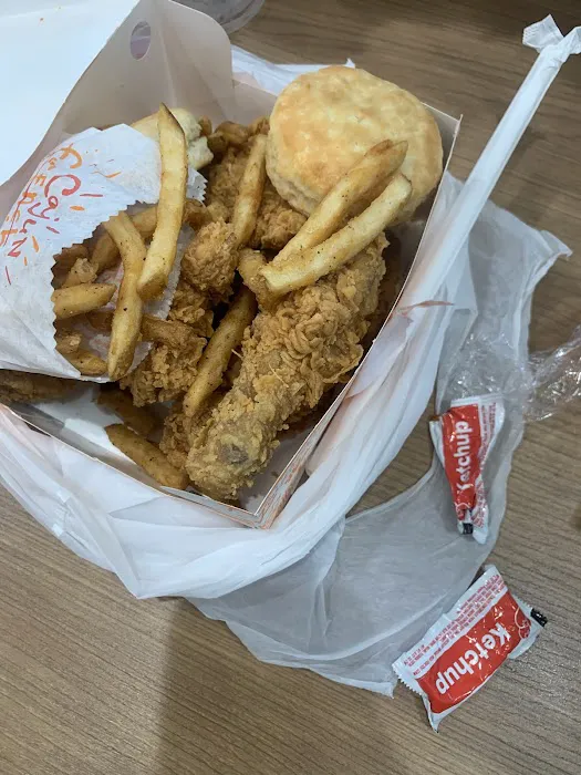 Popeyes Louisiana Kitchen Picture 3