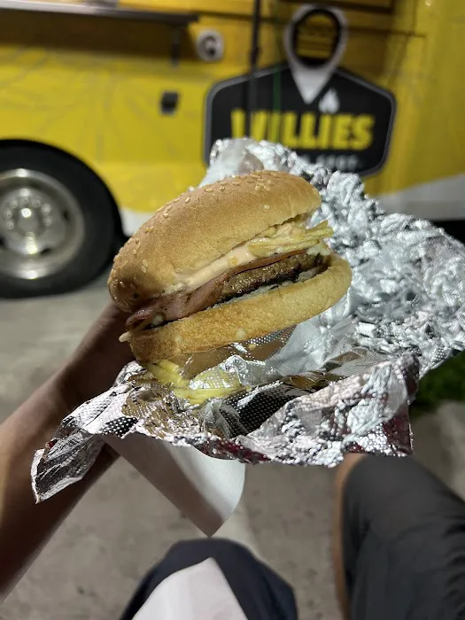 WILLIE'S BURGER SPOT Picture 7