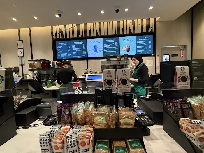 Starbucks Picture 10