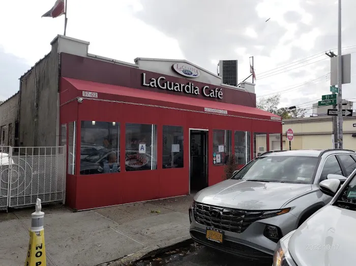 LaGuardia Cafe Picture 1
