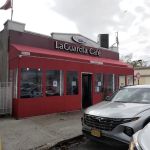 LaGuardia Cafe