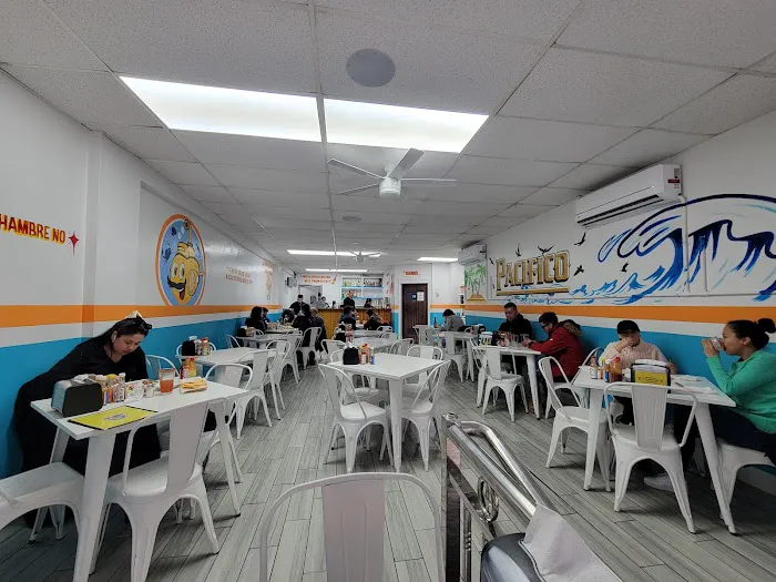 Mariscos El Submarino Picture 6