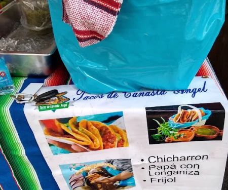 Tacos de Canasta 