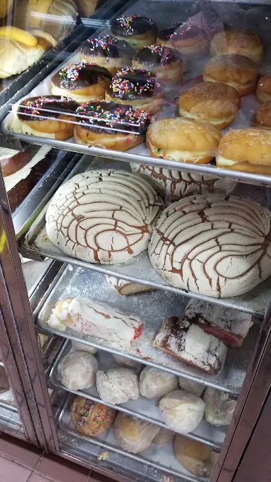 Vallecito Bakery Picture 5