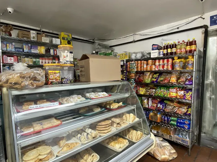 Vallecito Bakery Picture 3