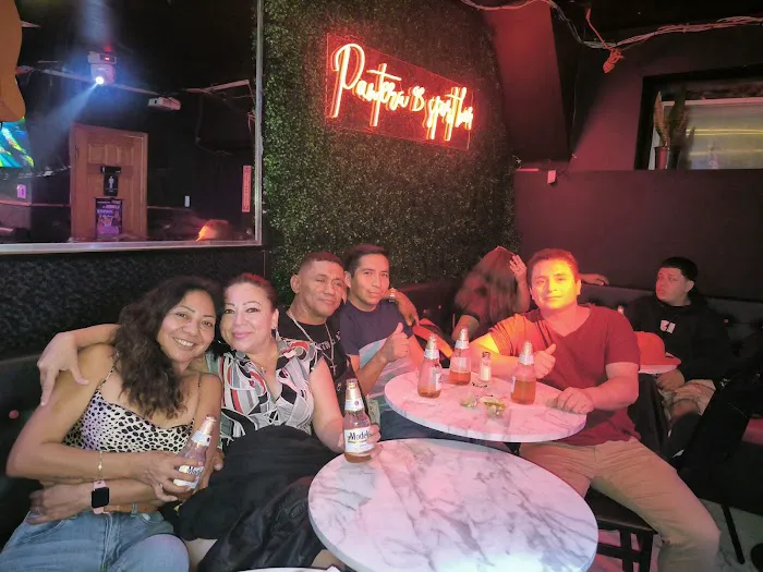 La Pantera 93 Bar Restaurant Picture 9