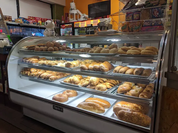 Las Americas Bakery Picture 7