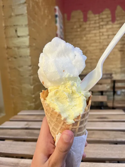 New Yorker's Ice Cream & Treats Picture 3