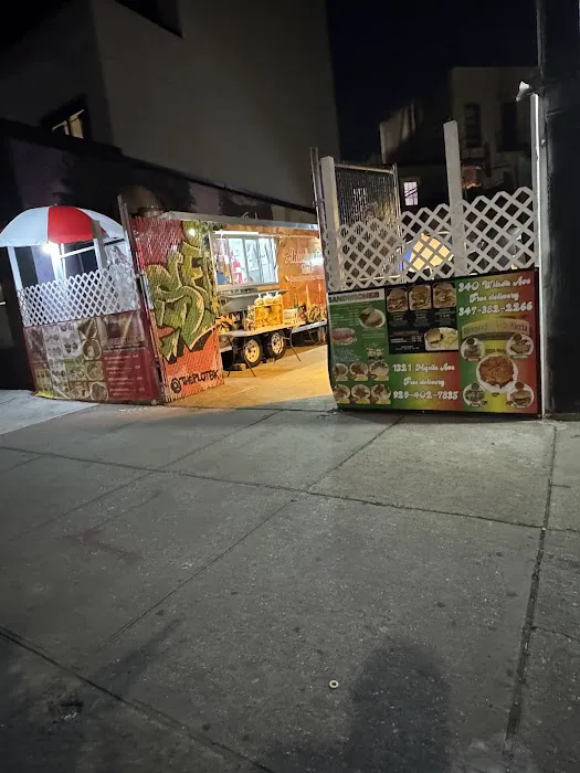 Ahuehuete-food truck Picture 2