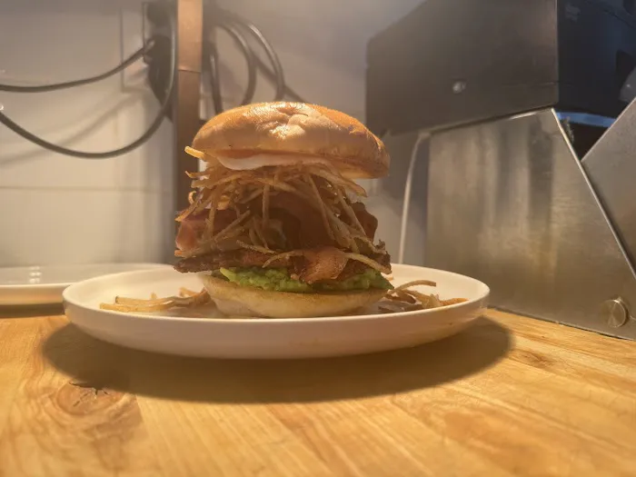 Tico's Cafetería Picture 2