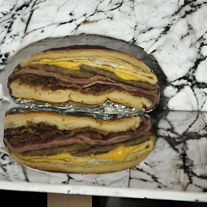 Day & Night Deli Picture 10