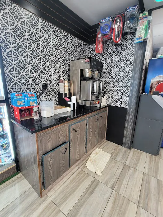 New Brooklyn Deli & Food Picture 2