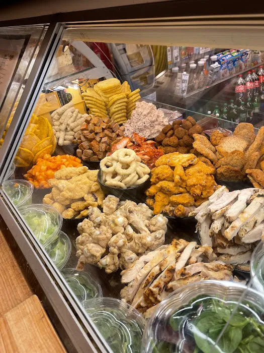 Mr. DELI & GRILL Picture 3