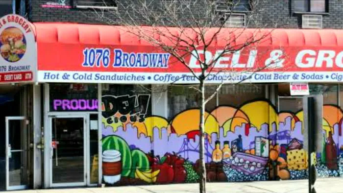 Broadway Big Apple Deli Picture 6