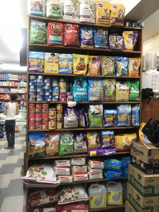 Bedstuf Deli & Grocery Picture 5