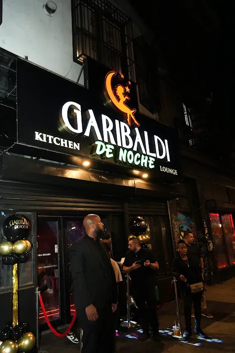 Garibaldi De Noche Picture 7