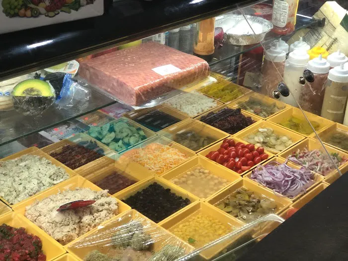La Ziza Deli & Grill Picture 7