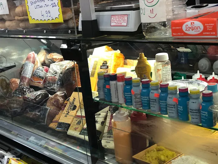La Ziza Deli & Grill Picture 8