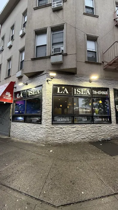 La Isla Picture 5