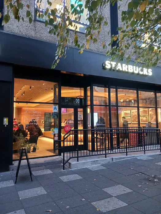 Starbucks Picture 6