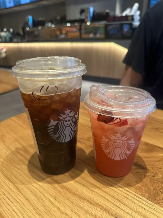 Starbucks Picture 1