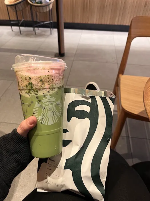 Starbucks Picture 9