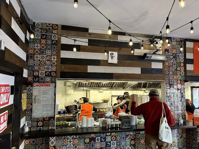 Taqueria Al Pastor Picture 7