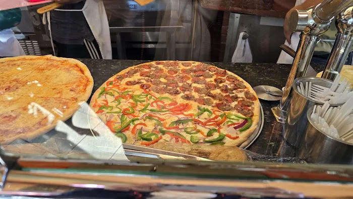 Broadway Pizza Picture 2
