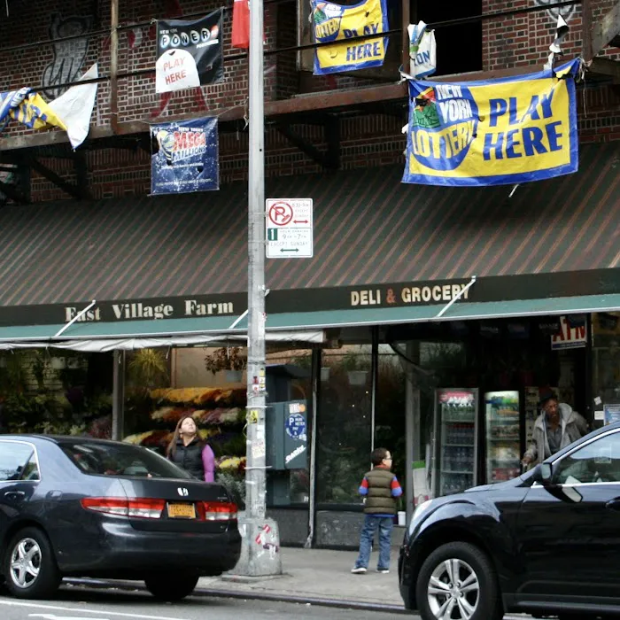 Deli Grocery Picture 1