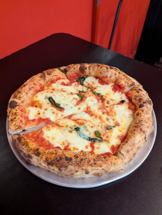 Pizza Heights Picture 5