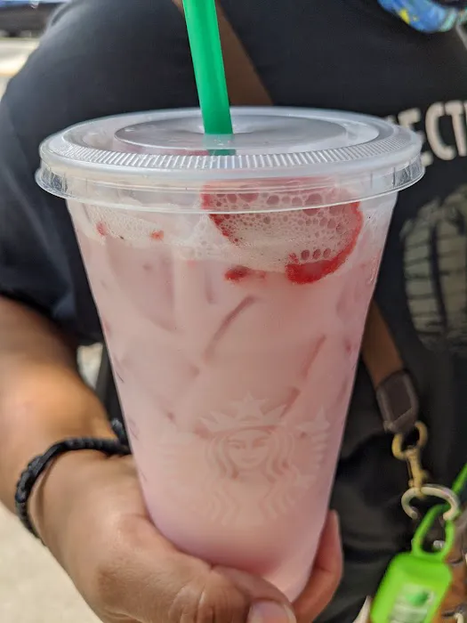 Starbucks Picture 4