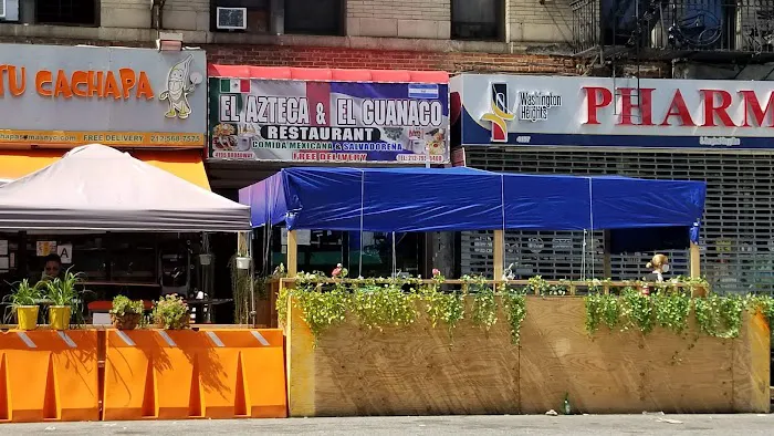 El Azteca & El Guanaco Picture 9