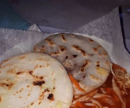 El Azteca & El Guanaco