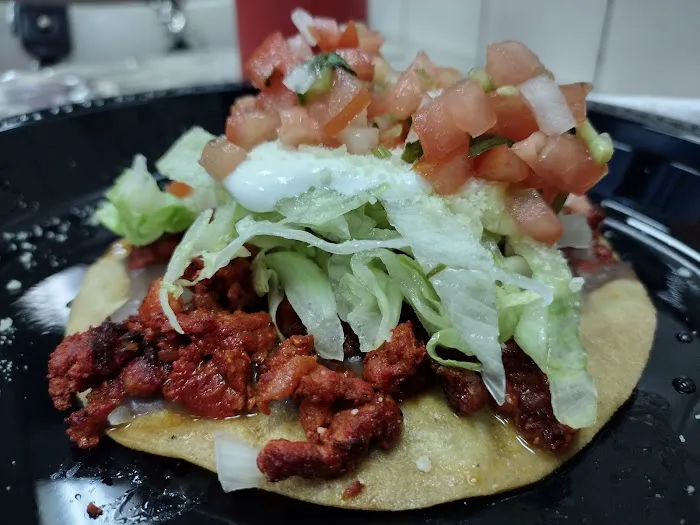 El Azteca & El Guanaco Picture 6