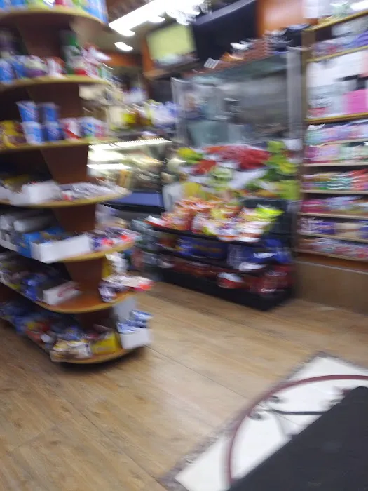 602 Washington Heights Deli Picture 3