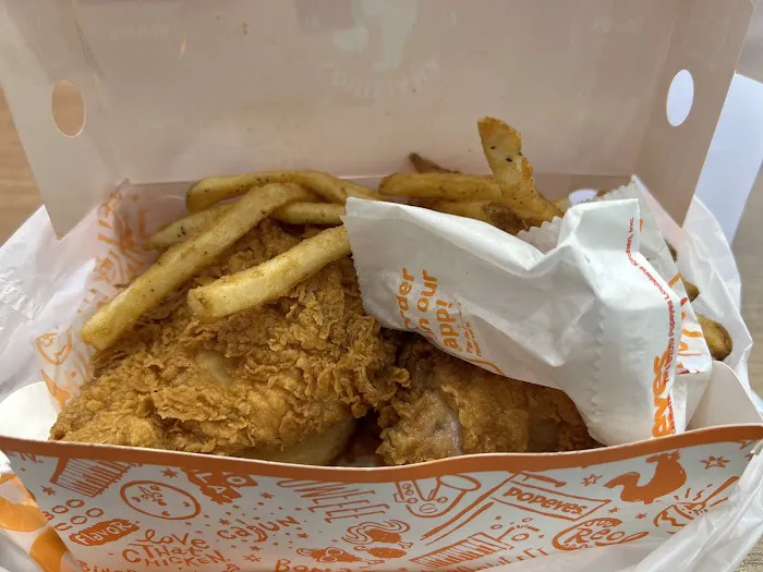 Popeyes Louisiana Kitchen Picture 4