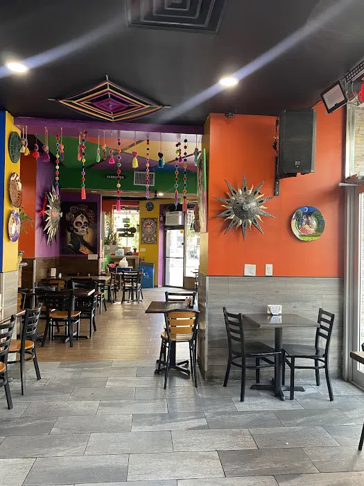 TACO INN Picture 9